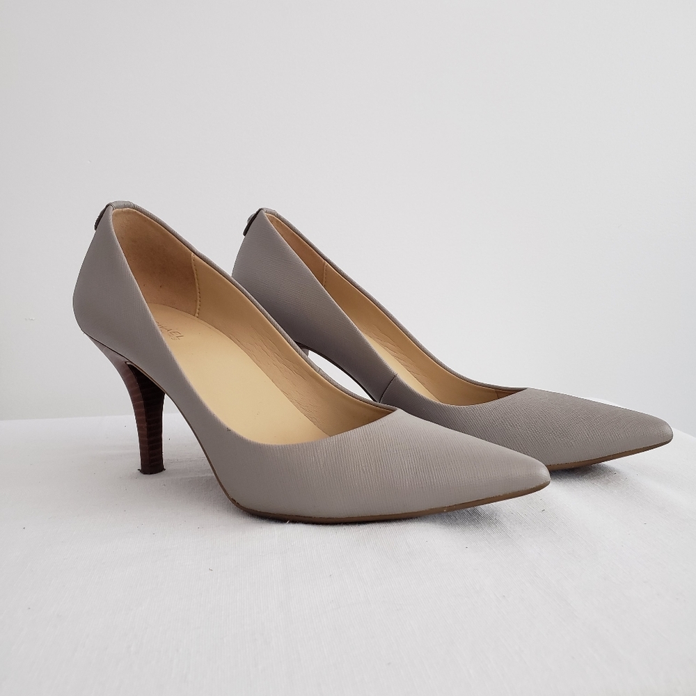 Michael Kors Elegant Gray Women's Pumps